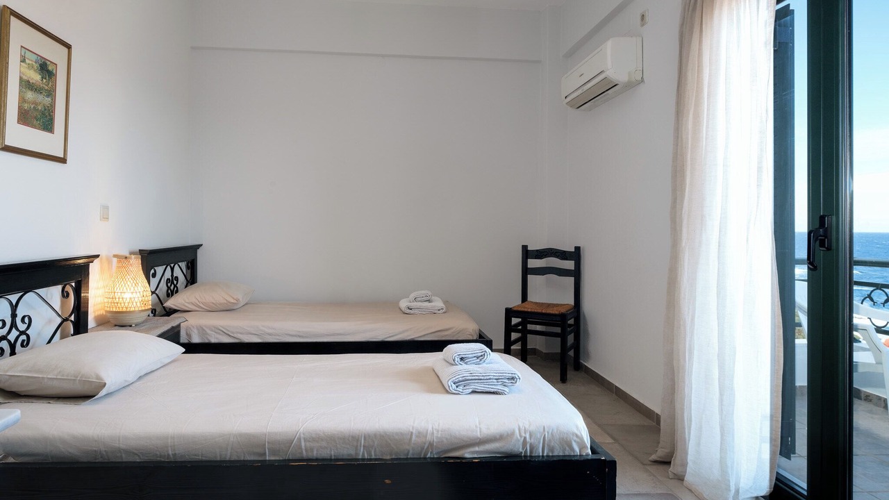 Photo of Bedroom in Armenistis