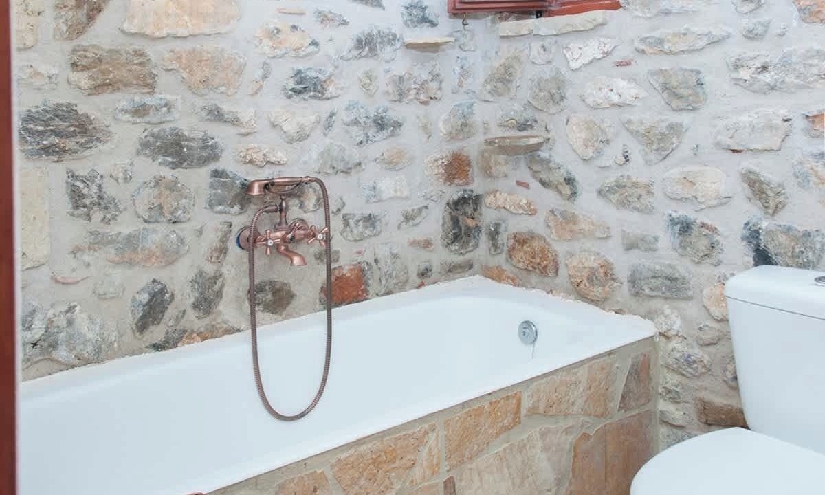 Photo of Bathroom in West Mani