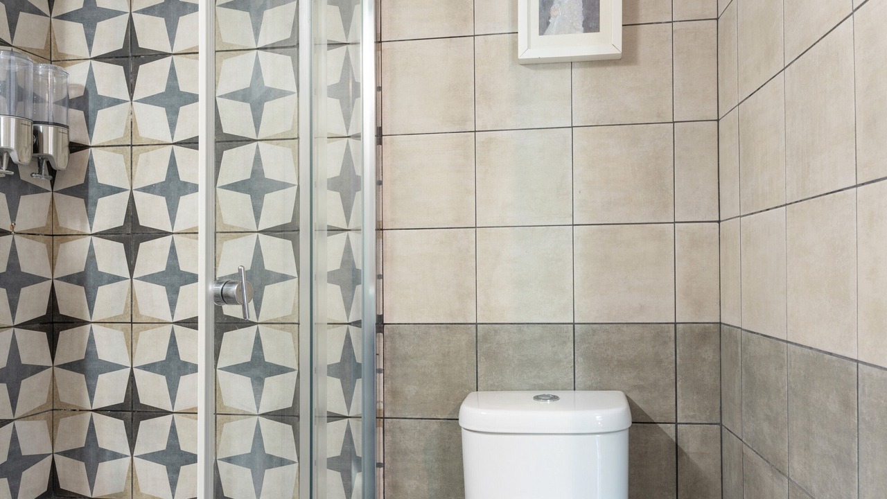 Photo of Bathroom in Pedi