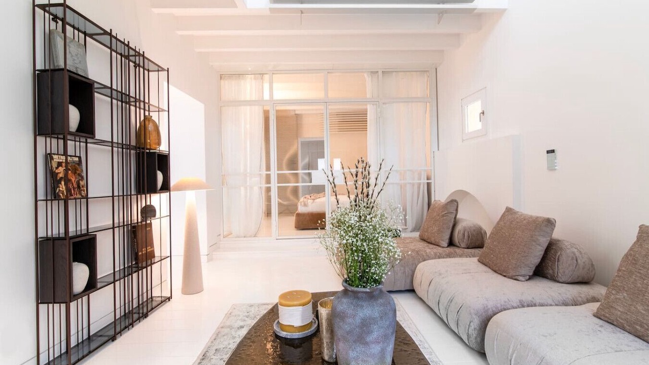Photo of Livingroom in Athens City Centre