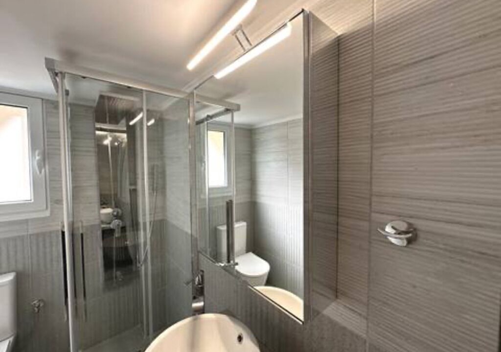 Photo of Bathroom in Ampelokipoi