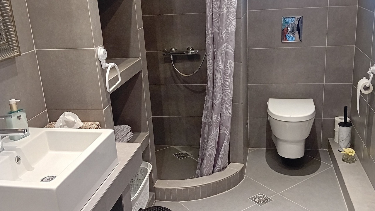 Photo of Bathroom in Kymi-Aliveri