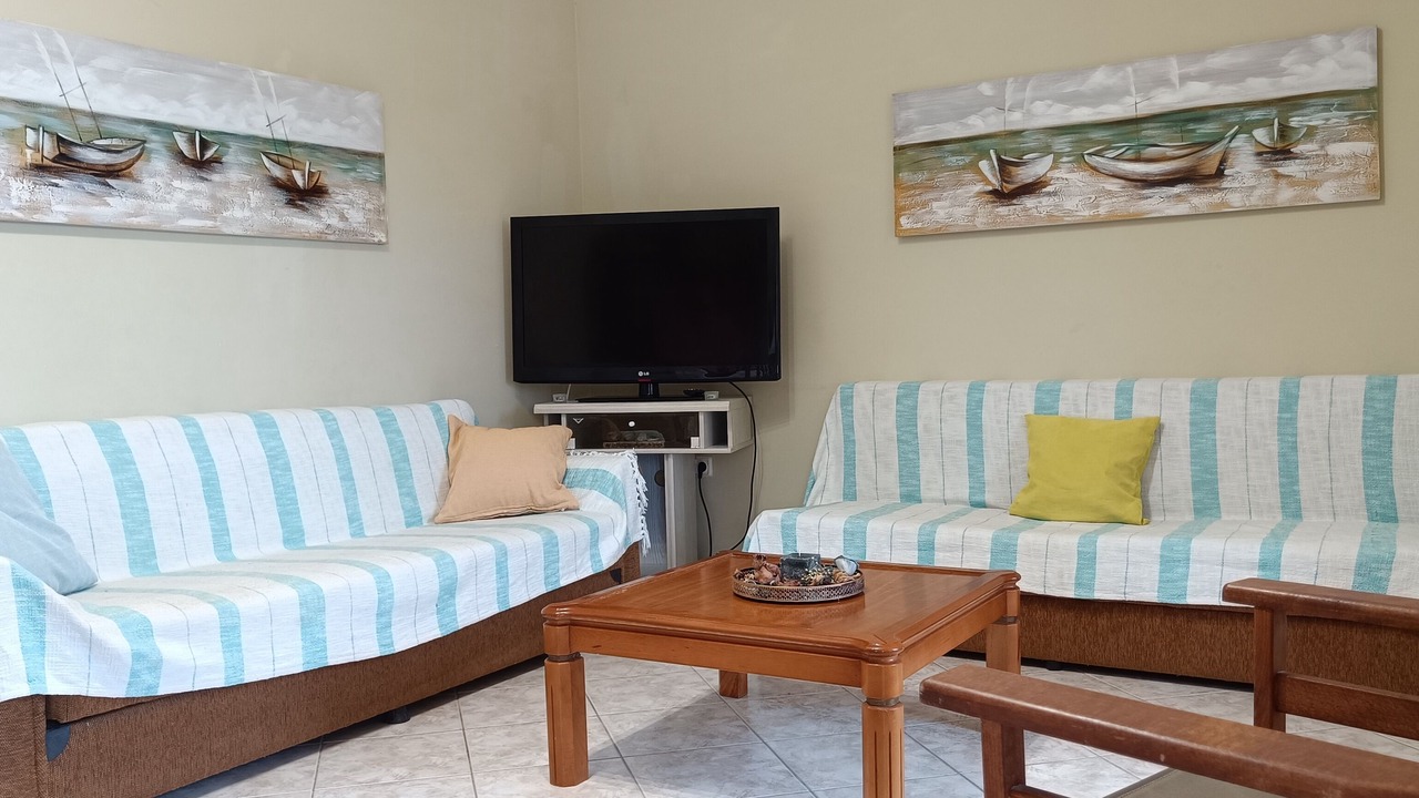 Photo of Livingroom in Petriti