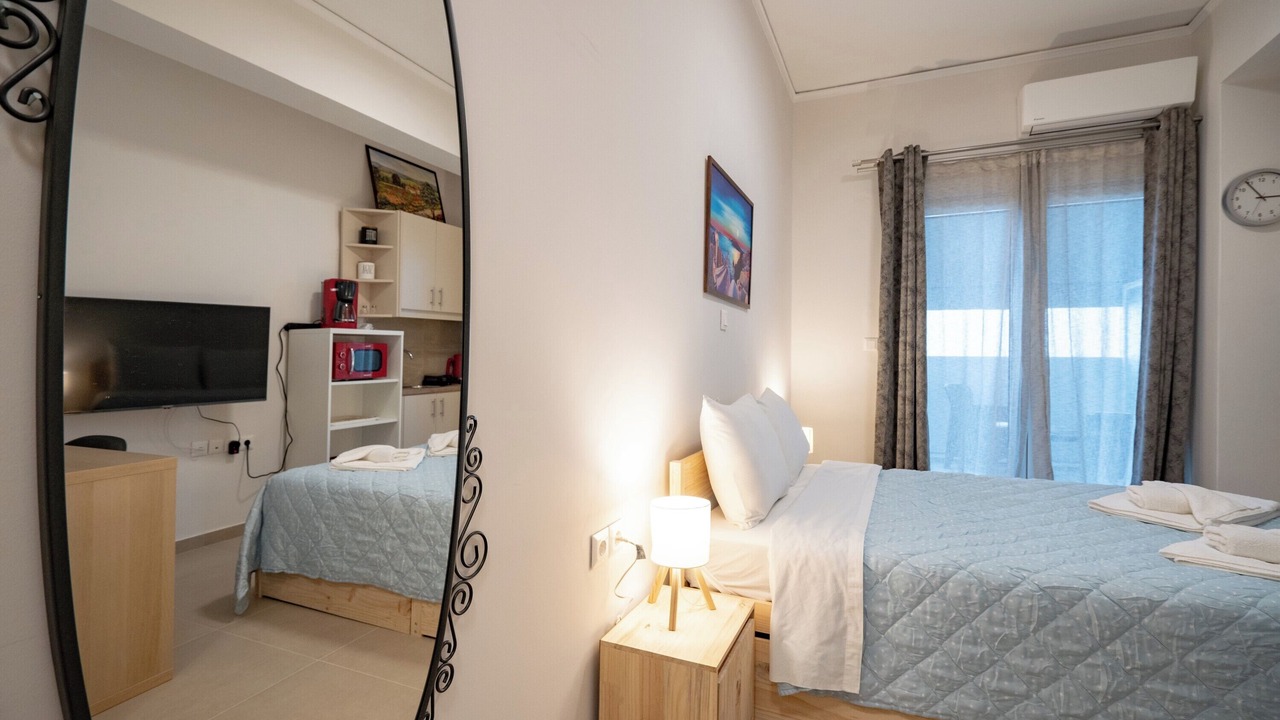 Photo of Bedroom in Plaka