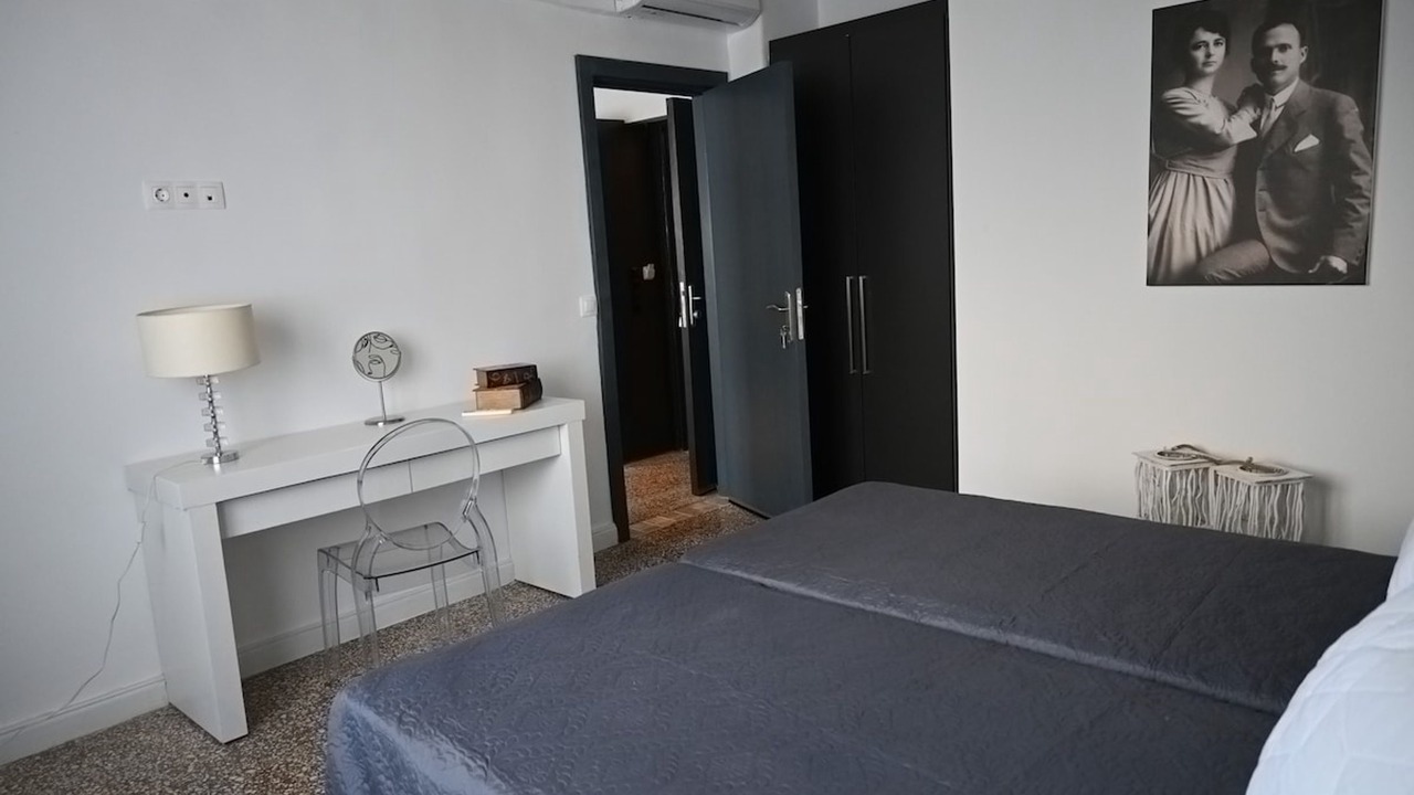 Photo of Bedroom in Omonia