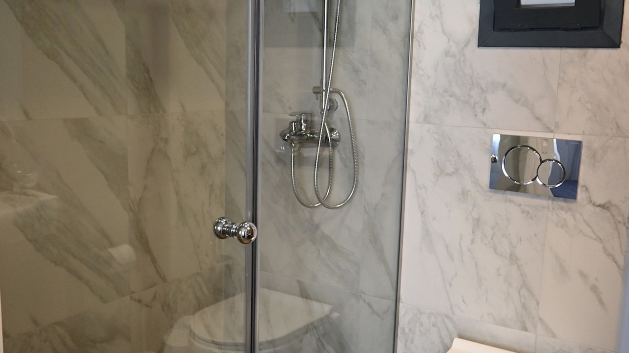 Photo of Bathroom in Omonia