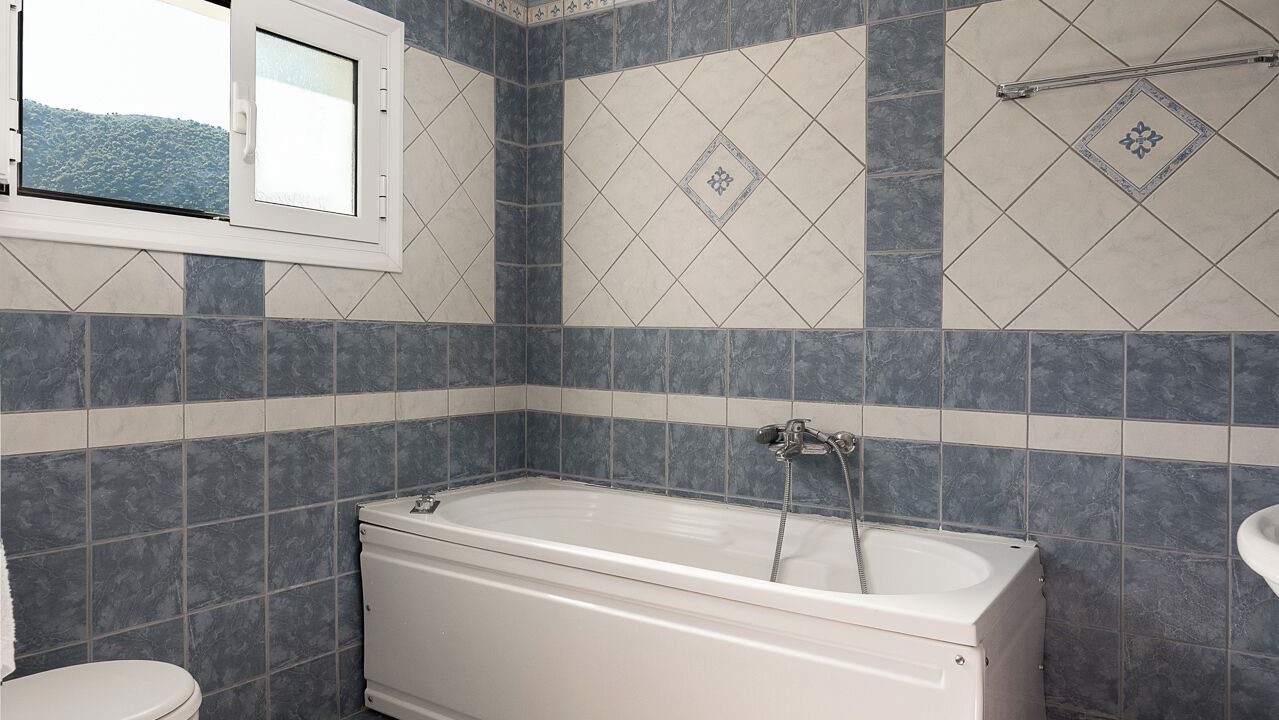 Photo of Bathroom in Nidri