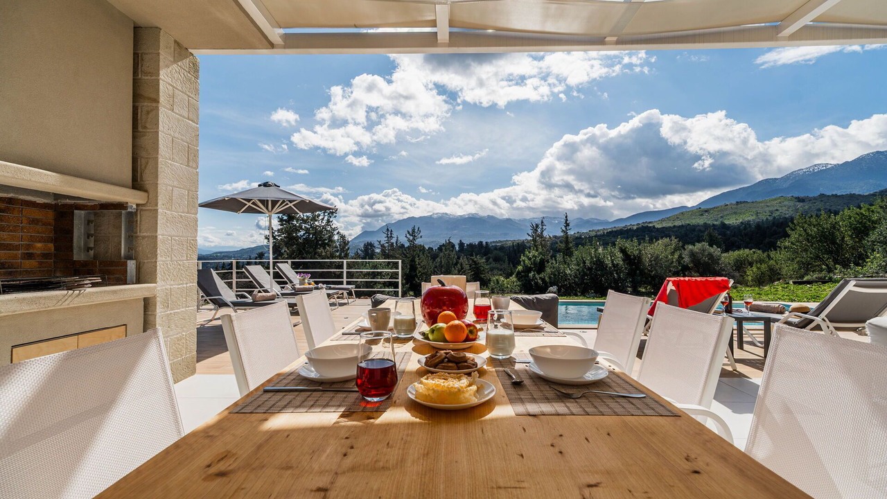 Photo of Patio Balcony in Nipos