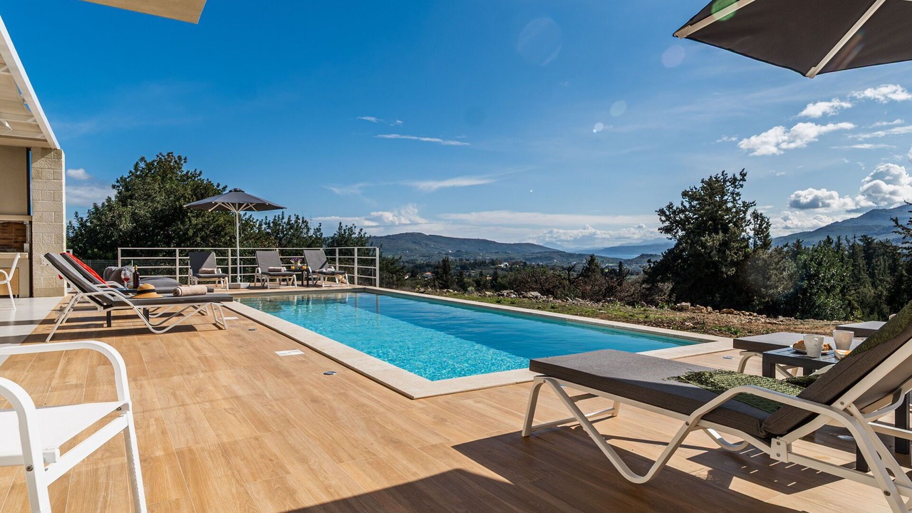 Photo of Outdoor in Nipos