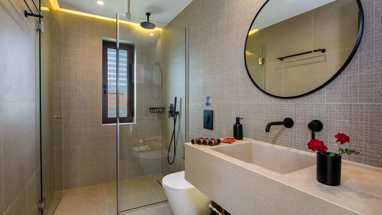 Photo of Bathroom in Plaka