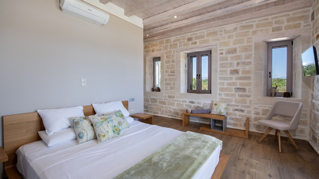 Photo of Bedroom in Atsipópoulon