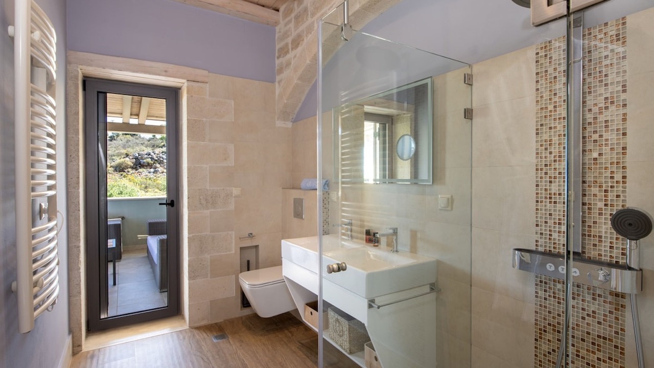 Photo of Bathroom in Atsipópoulon