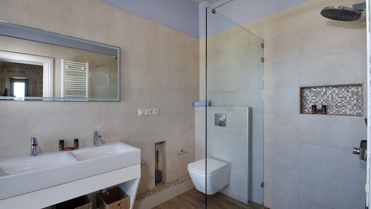 Photo of Bathroom in Atsipópoulon