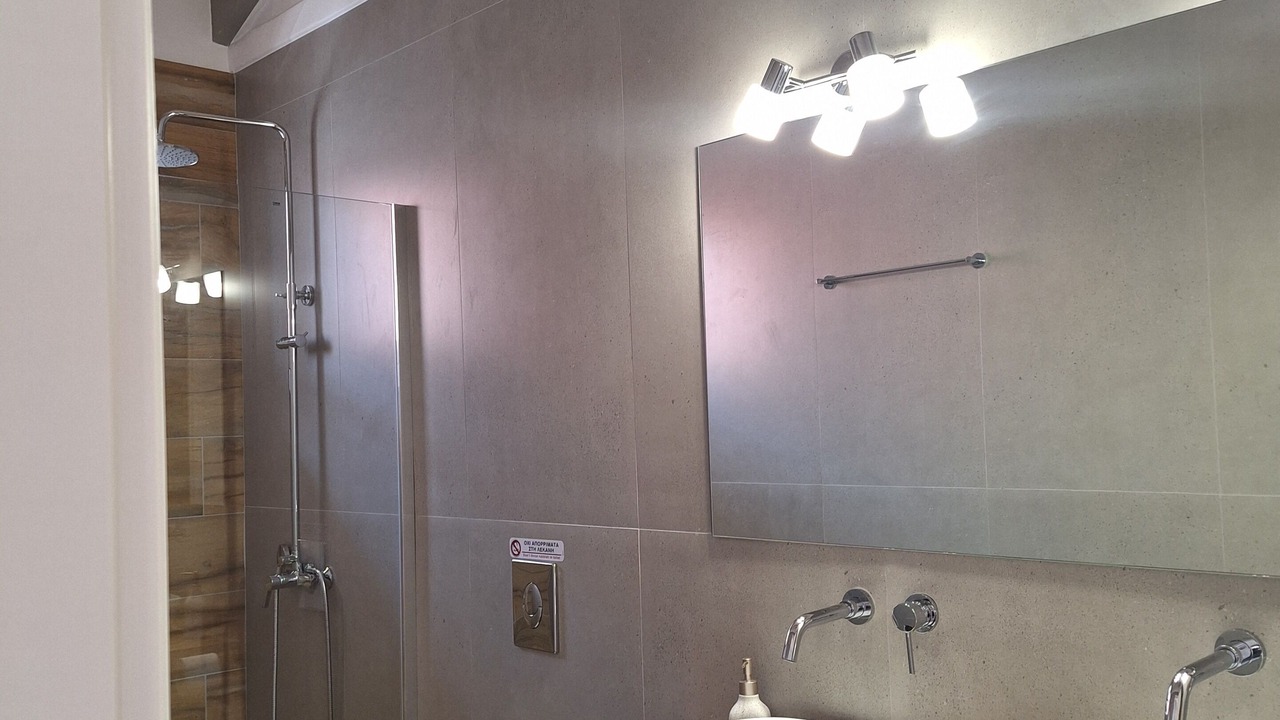 Photo of Bathroom in Kanali