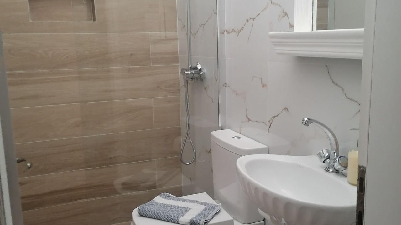 Photo of Bathroom in Kanali