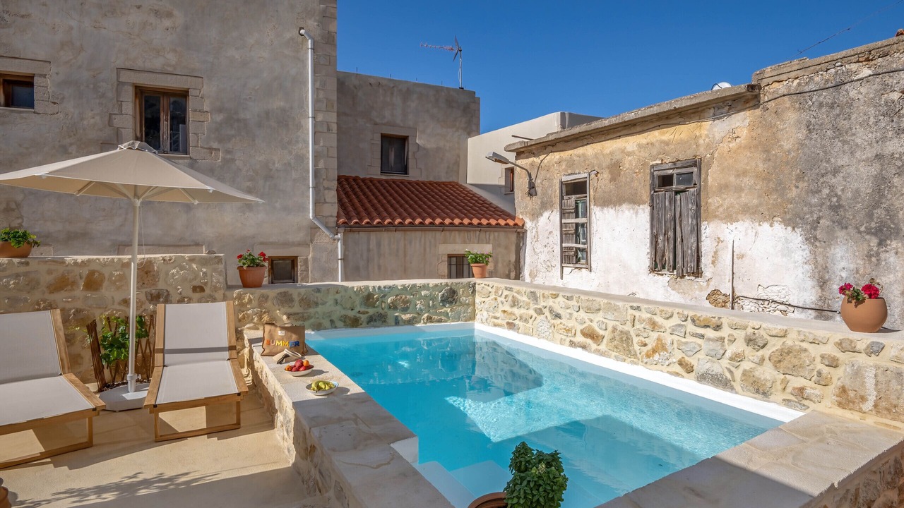 Photo of Outdoor in Maroulas