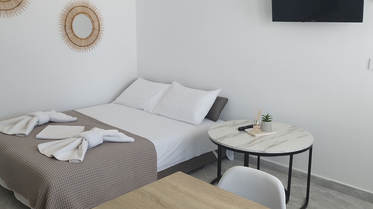 Photo of Bedroom in Milos