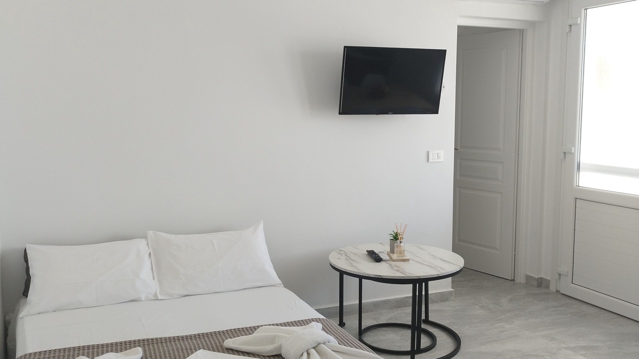 Photo of Bedroom in Milos