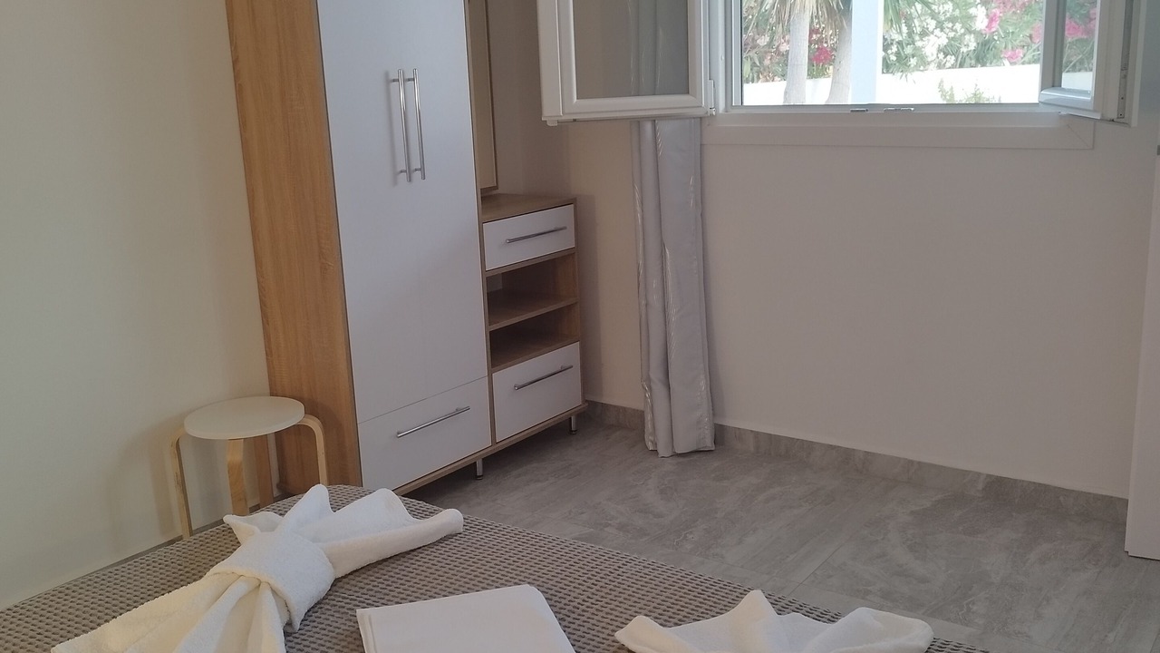 Photo of Bedroom in Milos