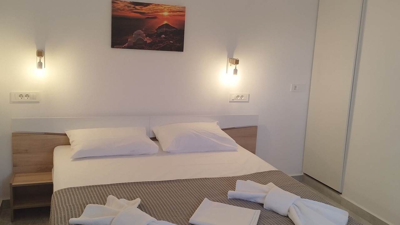 Photo of Bedroom in Milos