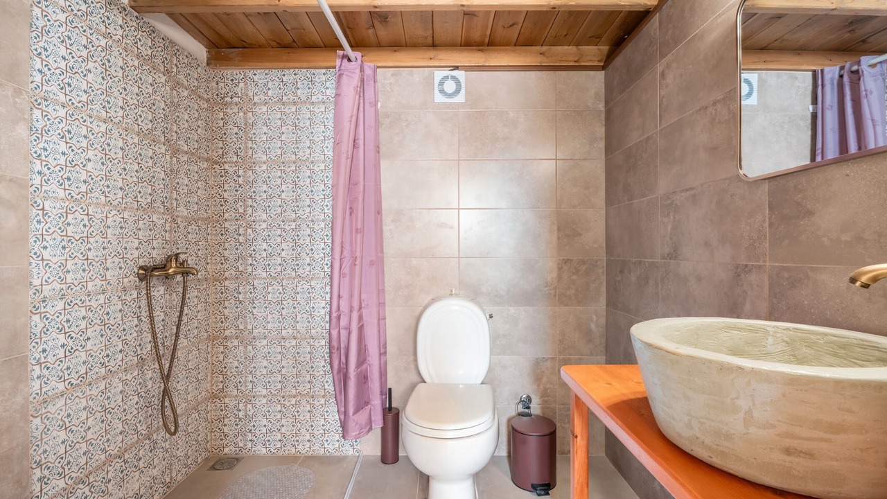 Photo of Bathroom in Fanai