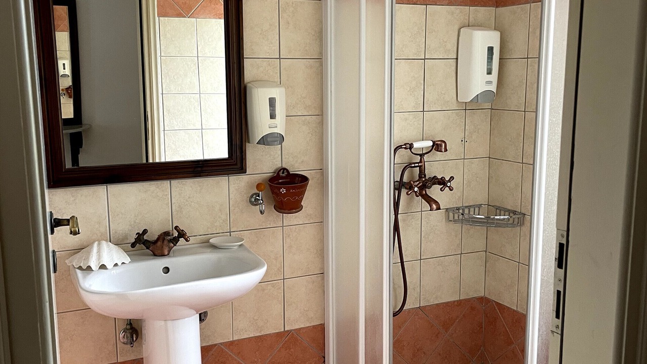 Photo of Bathroom in Kithira