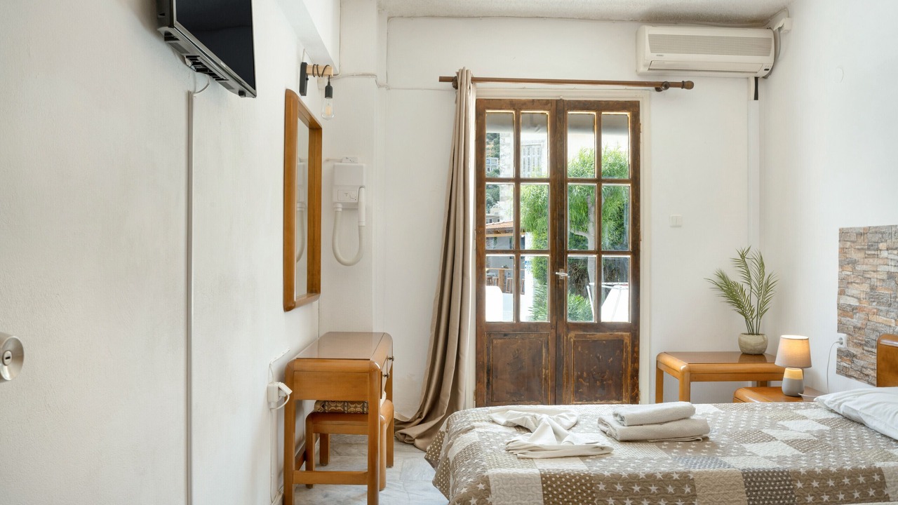 Photo of Bedroom in Kalymnos Town