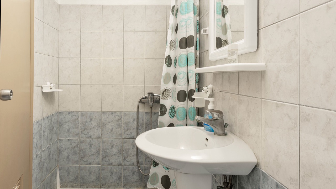 Photo of Bathroom in Kalymnos Town