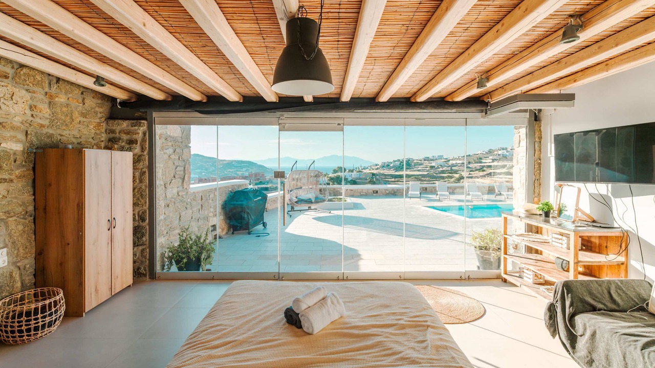 Photo of Bedroom in Ornos
