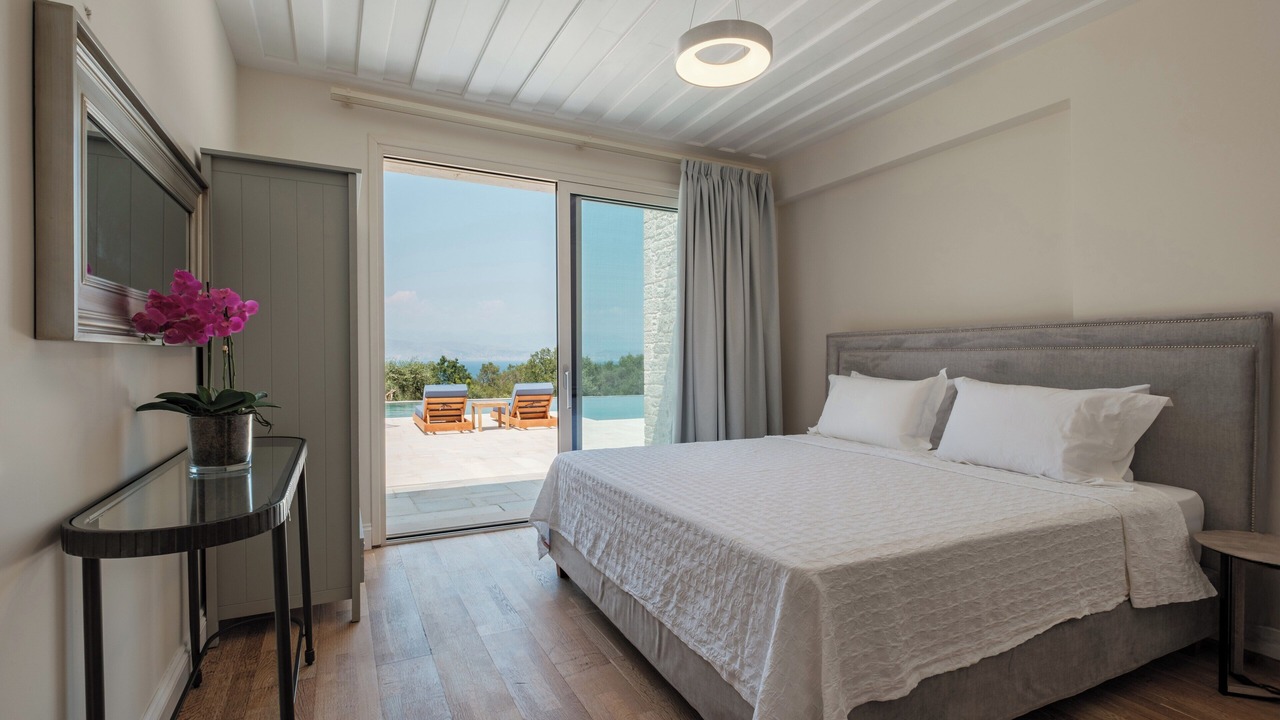 Photo of Bedroom in Petaleia