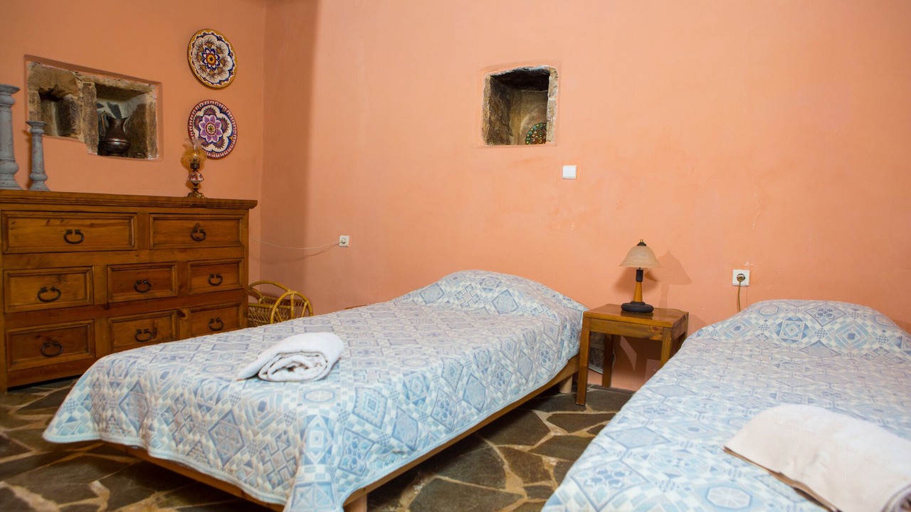 Photo of Bedroom in Steni Dirfyos
