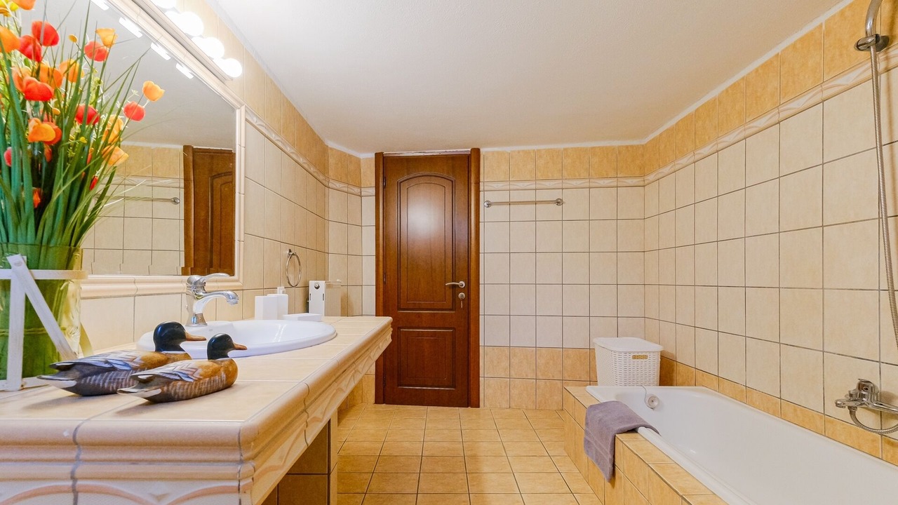 Photo of Bathroom in Elia Nikitis