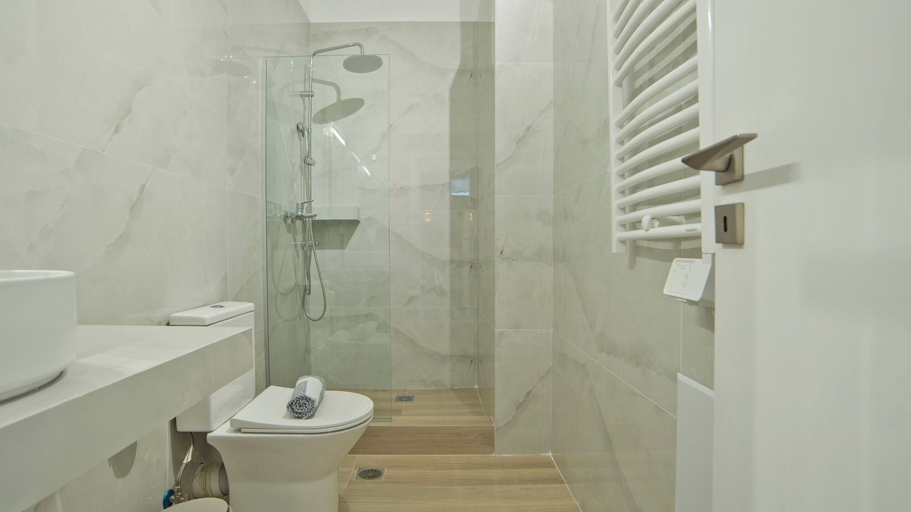 Photo of Bathroom in Neos Kosmos