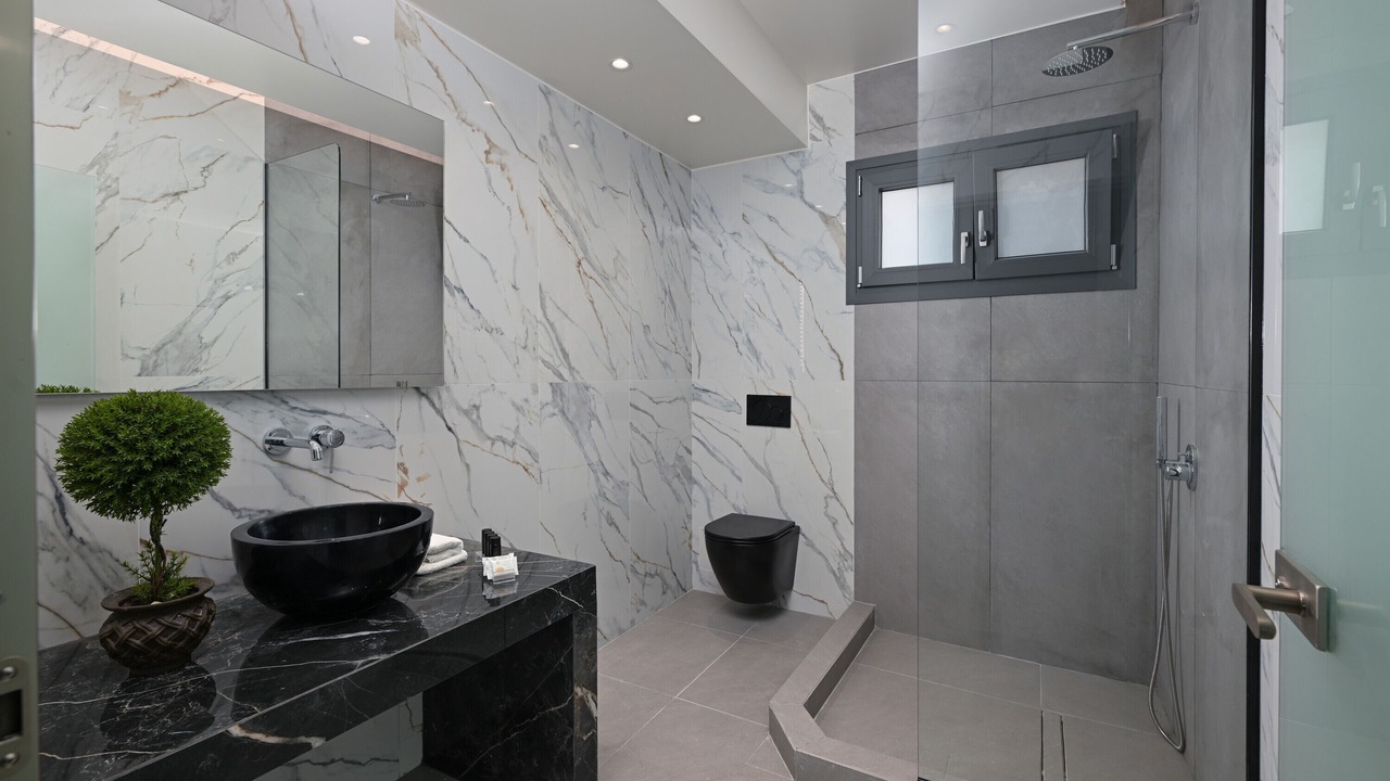Photo of Bathroom in Naxos