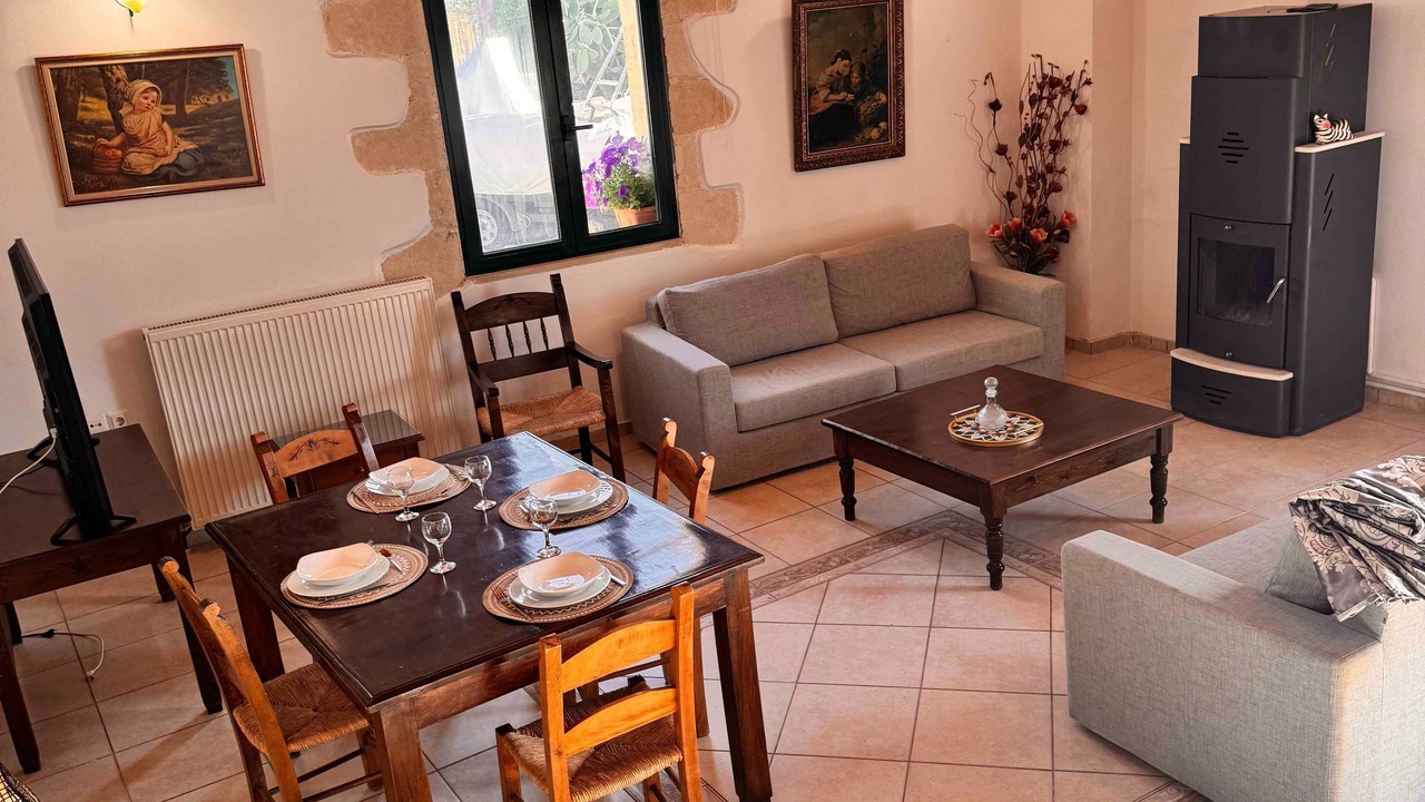 Photo of Livingroom in Chorafakia