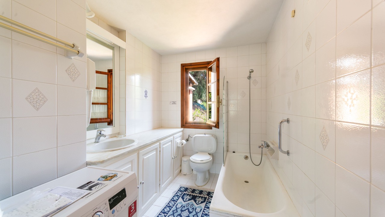 Photo of Bathroom in Termenades