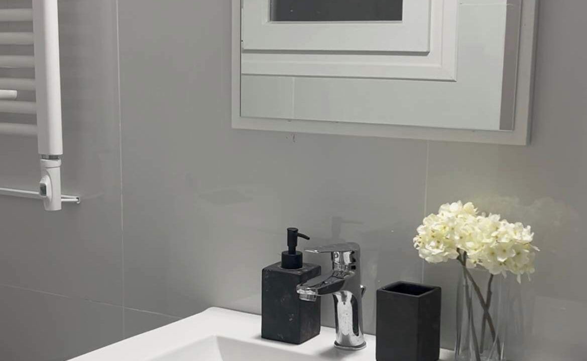 Photo of Bathroom in Platia Viktorias