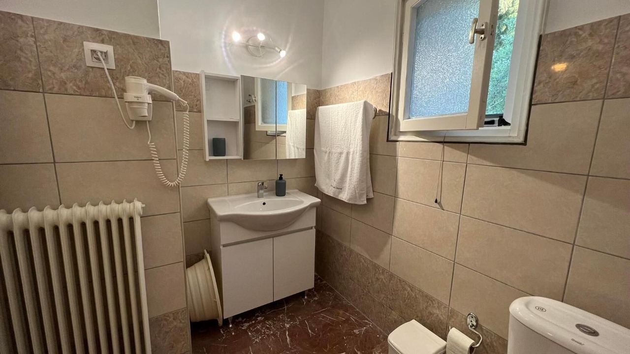 Photo of Bathroom in Benitses