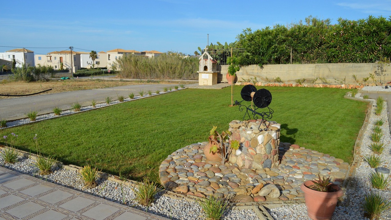 Photo of Outdoor in Pyrgos Psilonerou