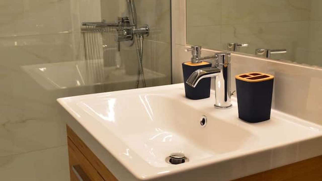 Photo of Bathroom in Pyrgos Psilonerou
