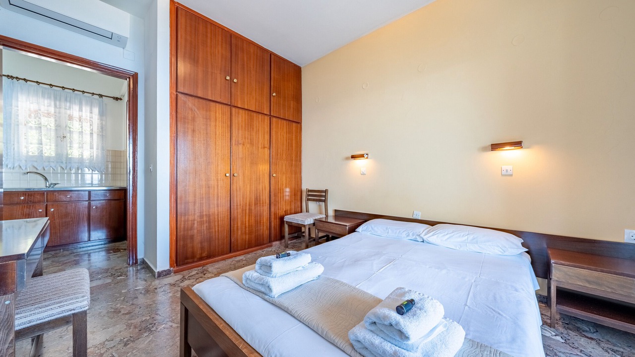 Photo of Bedroom in Benitses