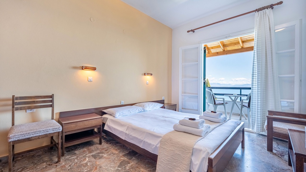 Photo of Bedroom in Benitses