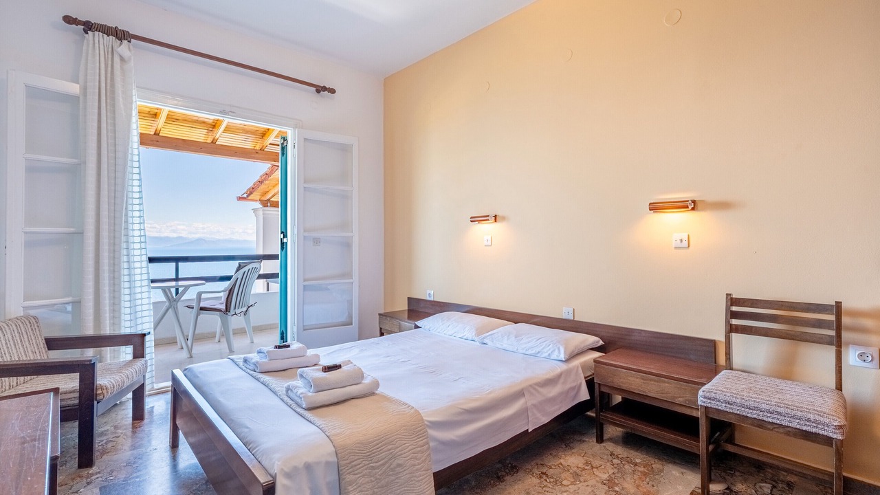 Photo of Bedroom in Benitses