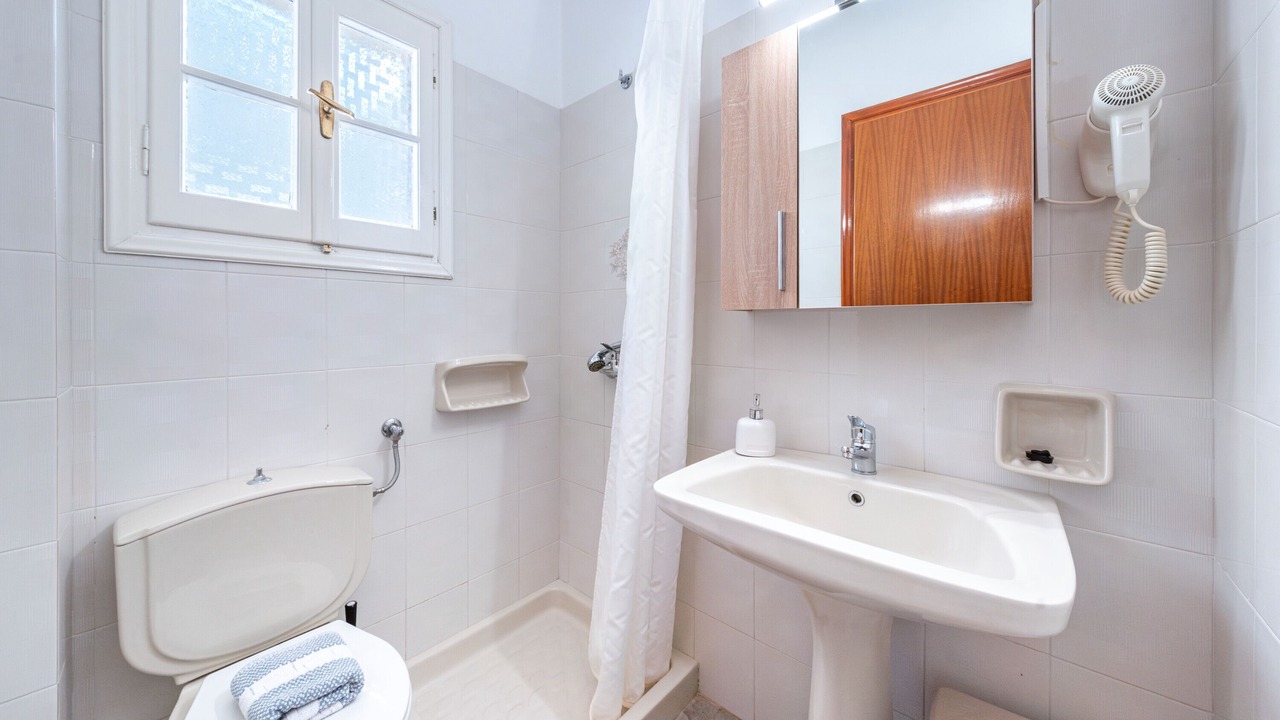 Photo of Bathroom in Benitses