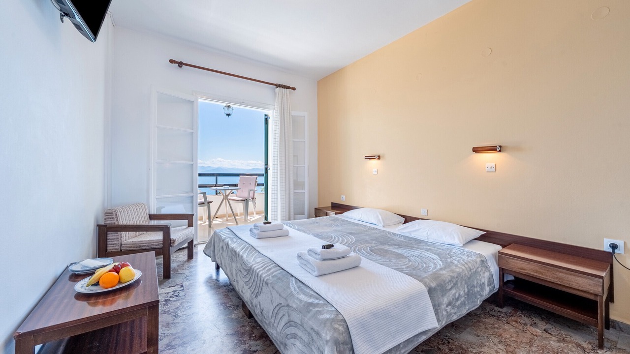 Photo of Bedroom in Benitses