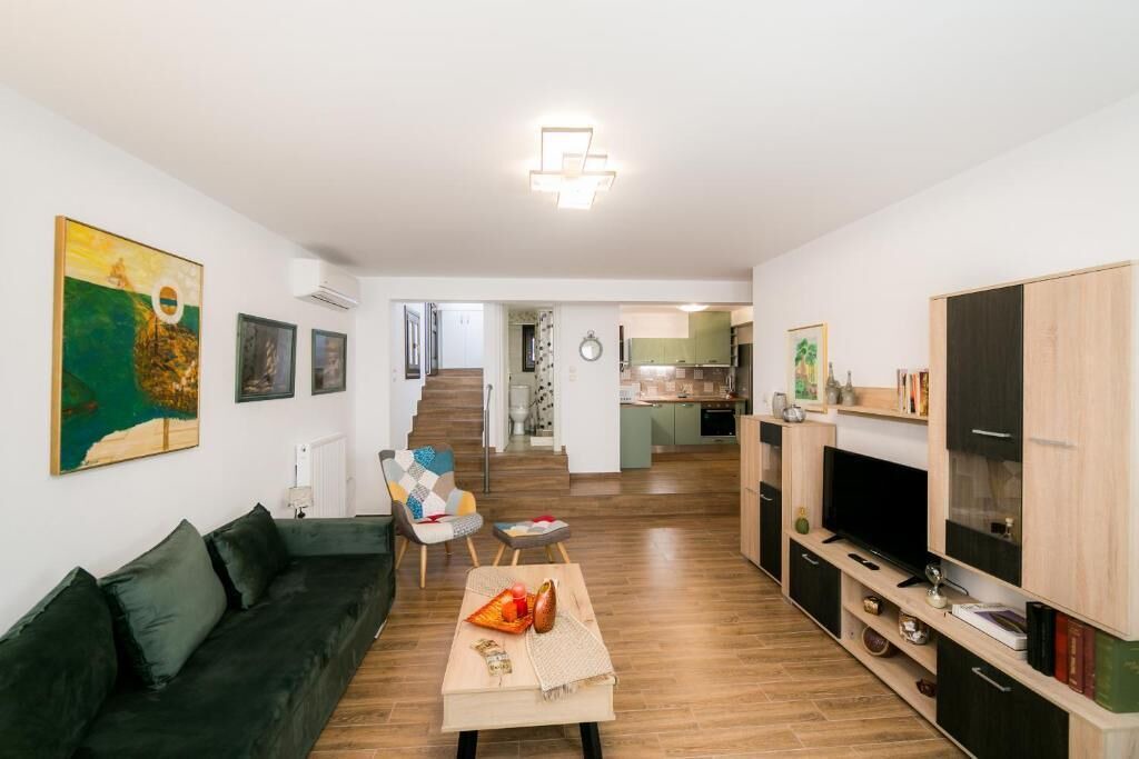 Photo of Livingroom in Koropi