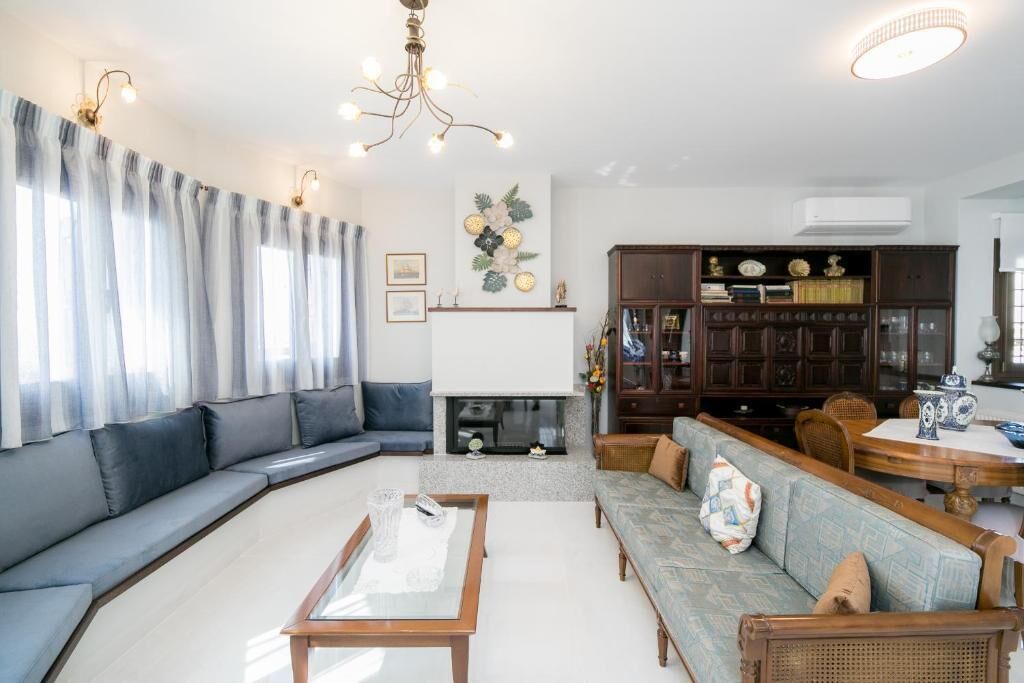 Photo of Livingroom in Koropi