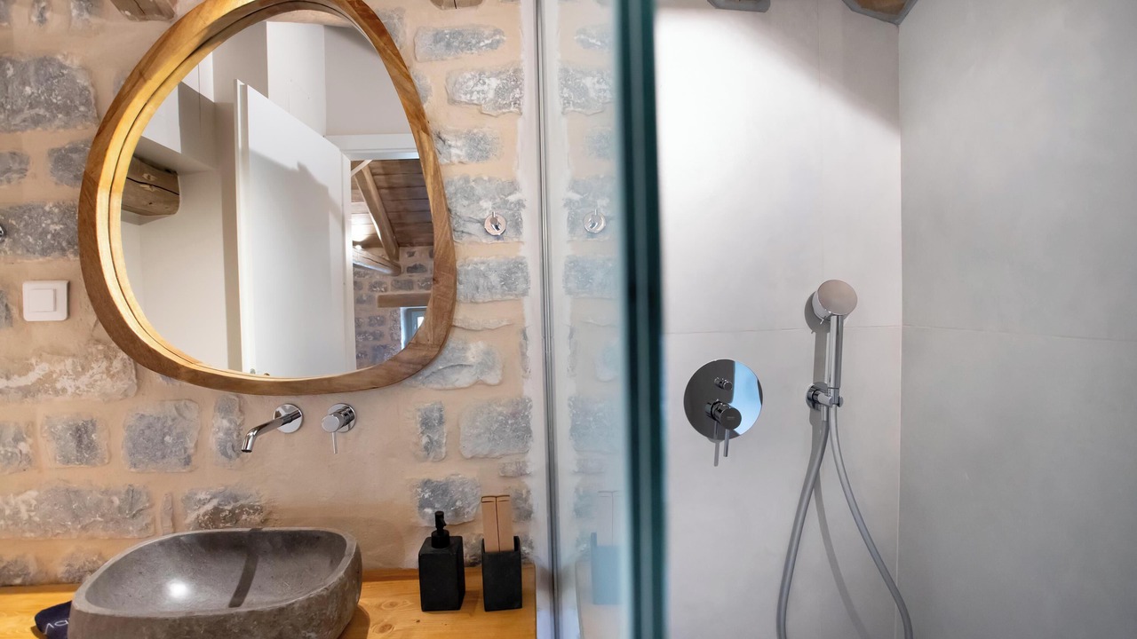 Photo of Bathroom in Karavostasi