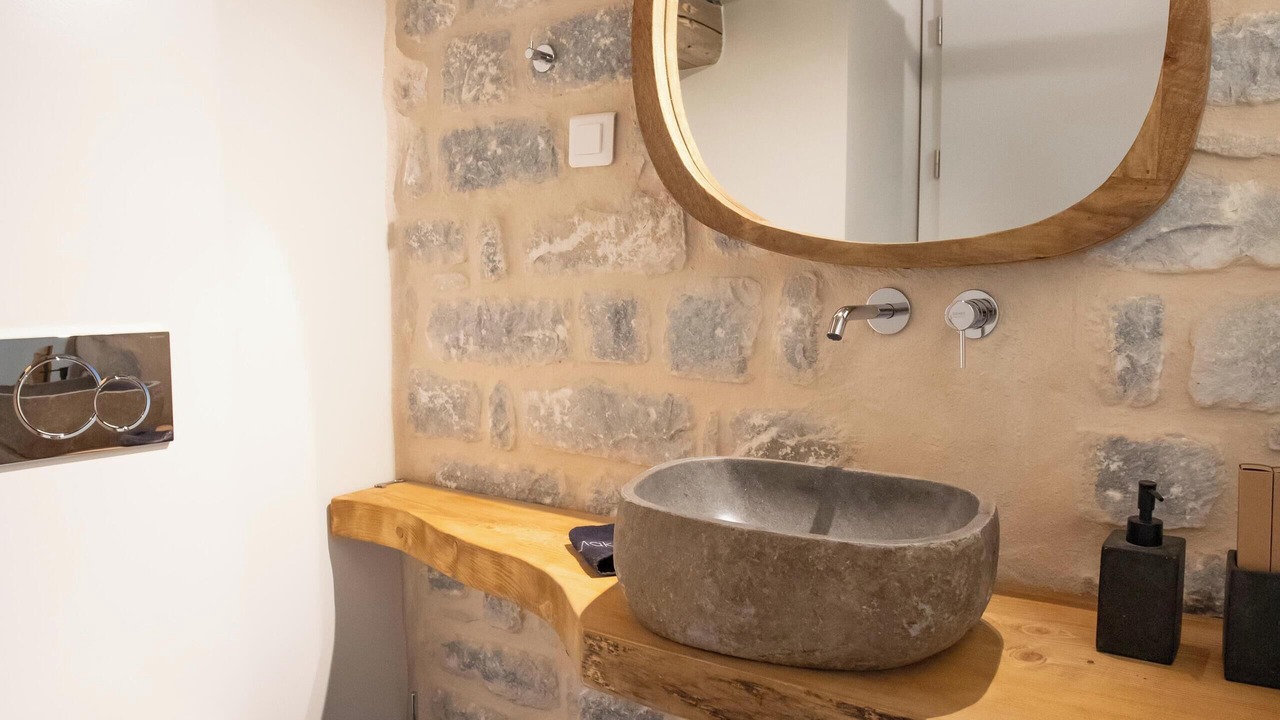 Photo of Bathroom in Karavostasi