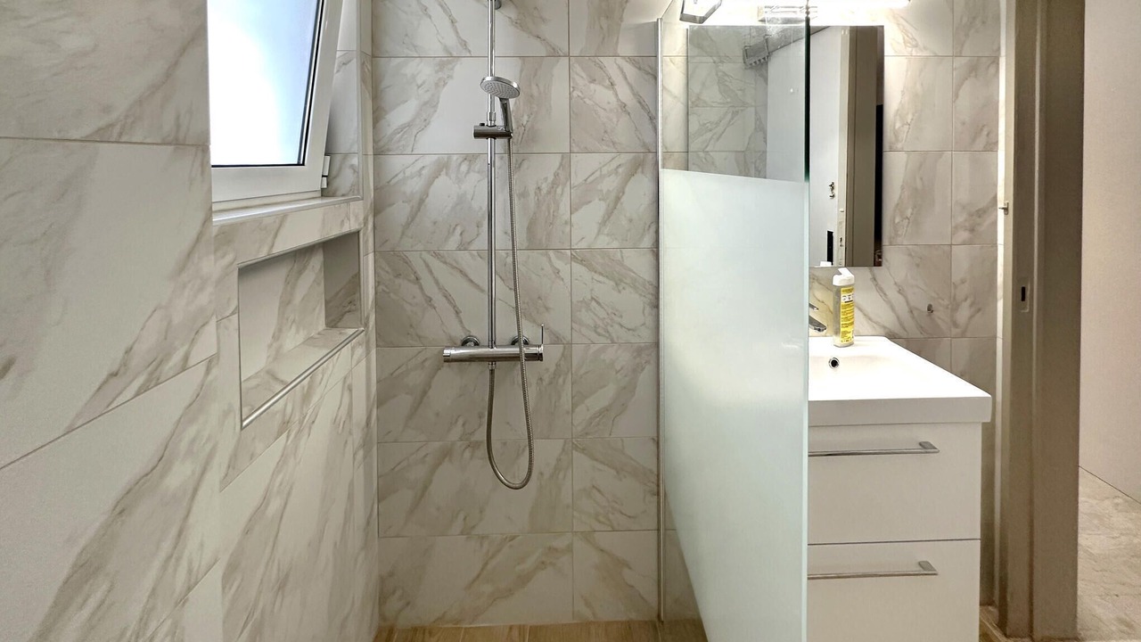 Photo of Bathroom in Anavyssos